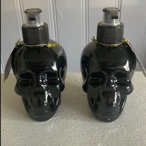 NWT 2 Black Skull 💀 Shaped -Blackberry Sage Scented Maison De Base Hand Soaps